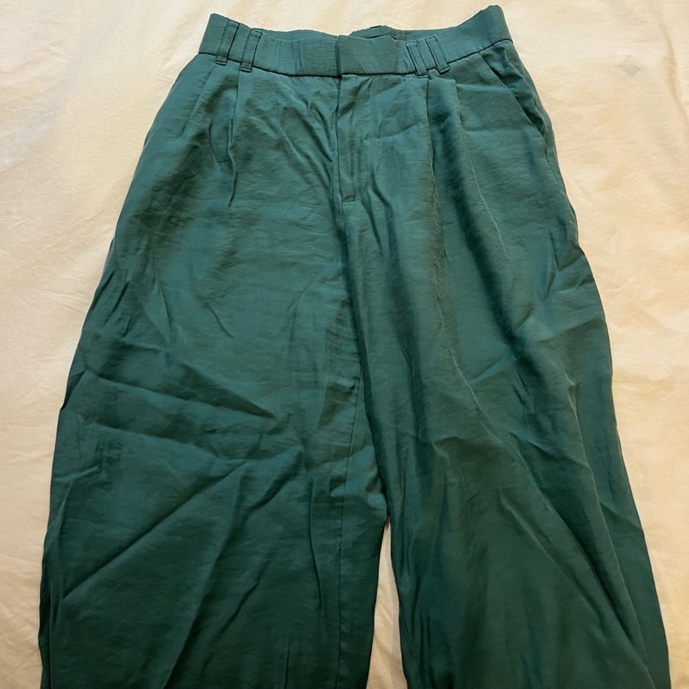 Zara green trousers